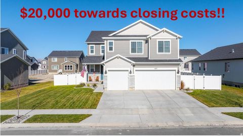 Photo of 1077 E POSTMARK PL #319, Eagle Mountain, UT 84005 (MLS # 2152286)