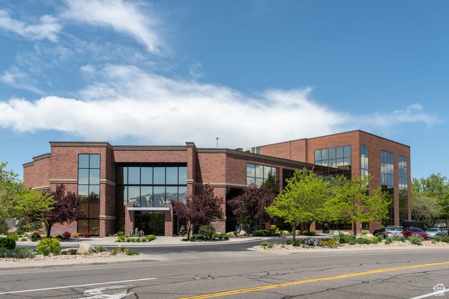 Suite 101: 1,880 RSF   Suite 203: 1,877 RSF   Prime building with I-15 visibility   Ample parking with covered parking available   Less than 15 minute walk to the TRAX/Frontrunner Murray  Central Station