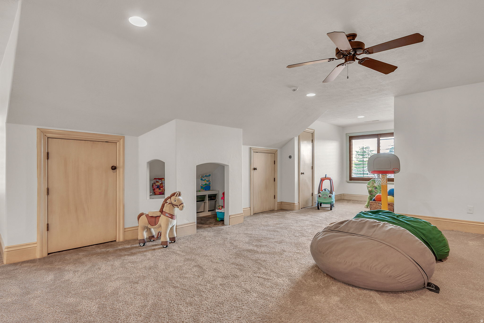 BURNETT - Residential