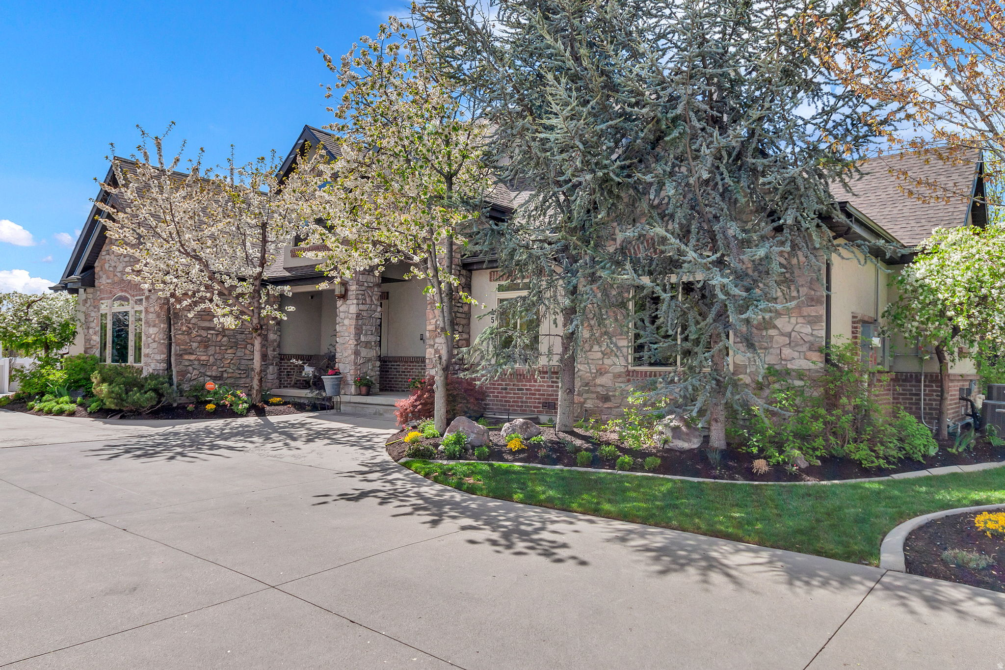 BURNETT - Residential