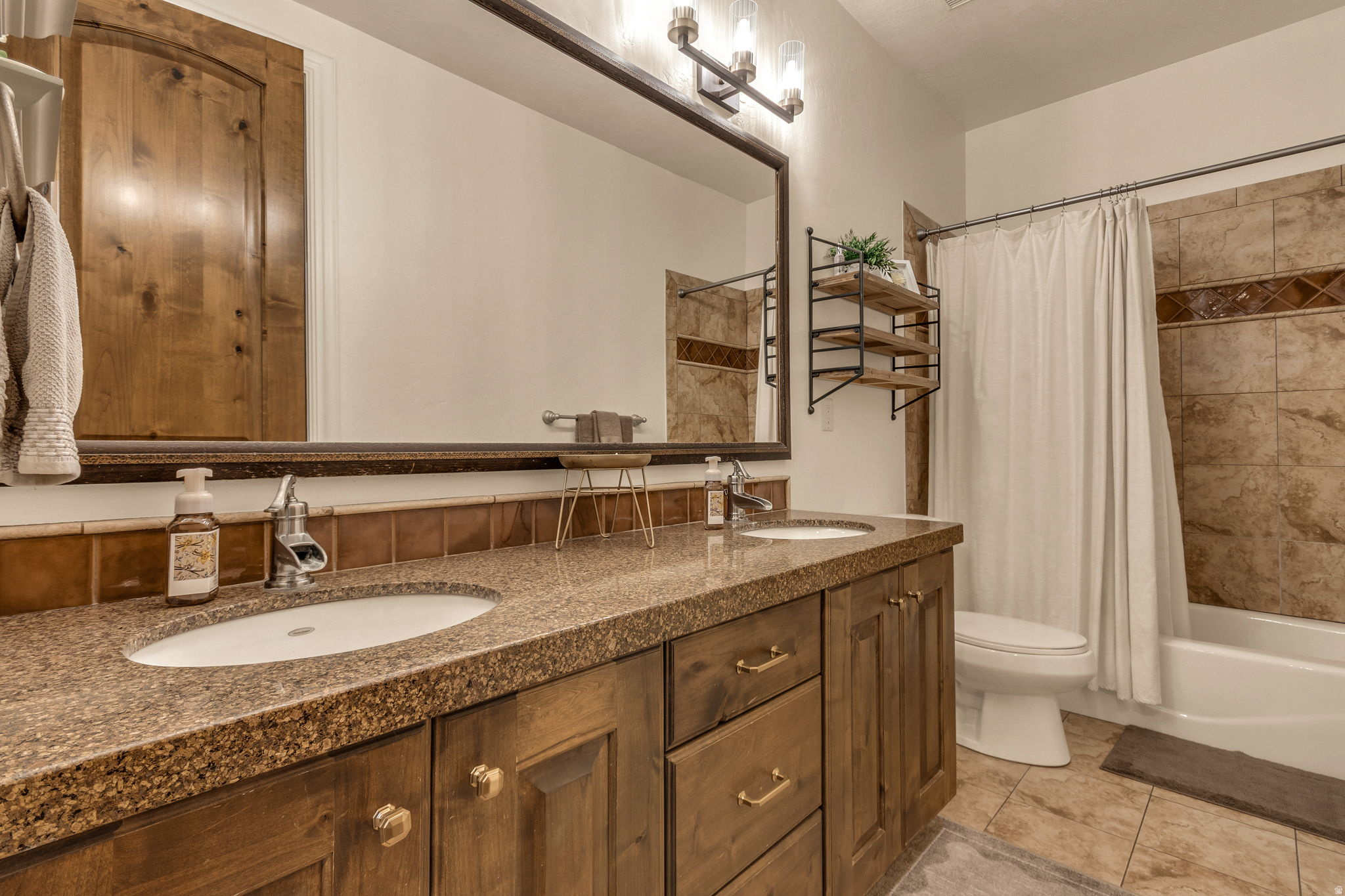 BURNETT - Residential