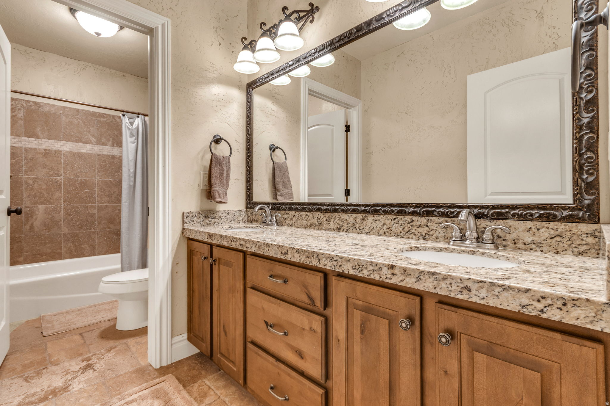 BURNETT - Residential