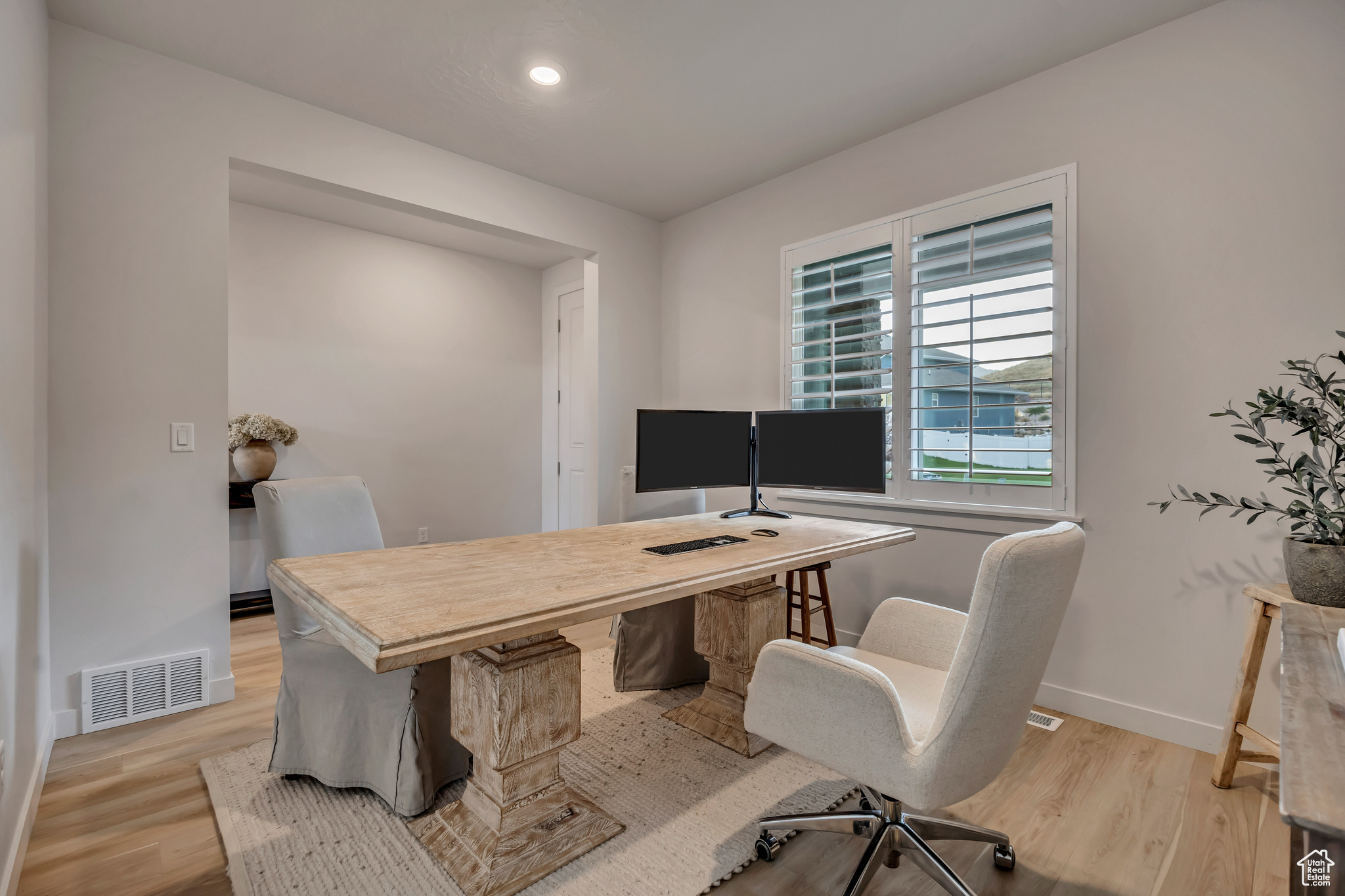 SUNSET HILLS - Residential