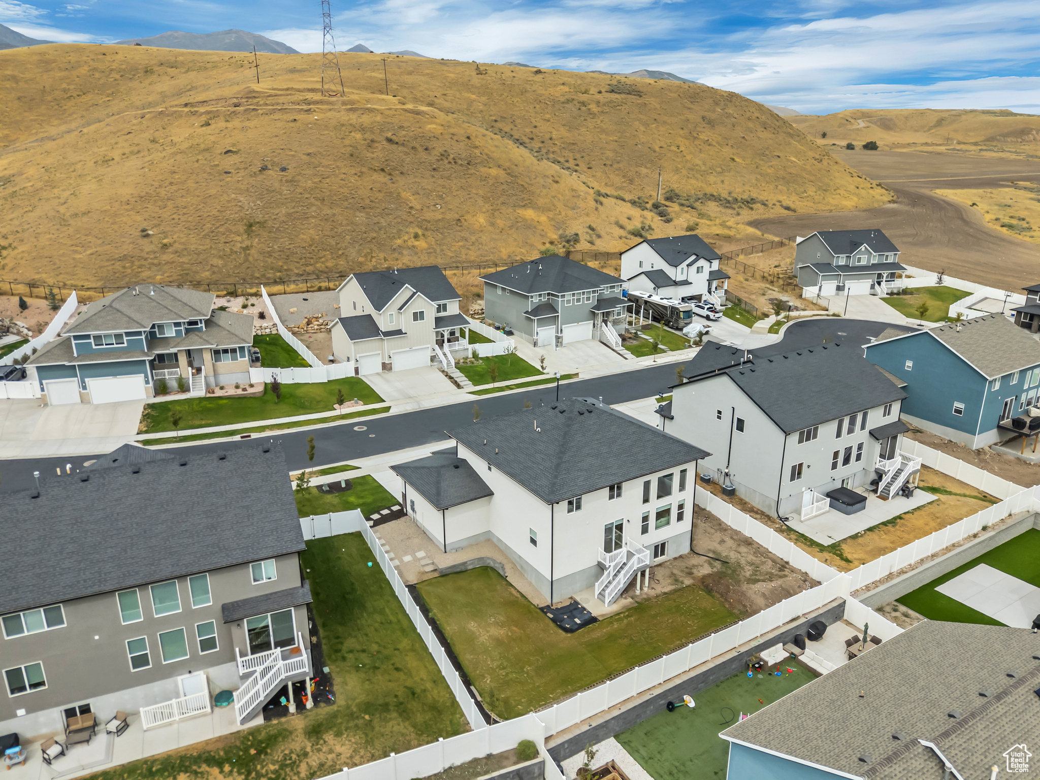 SUNSET HILLS - Residential