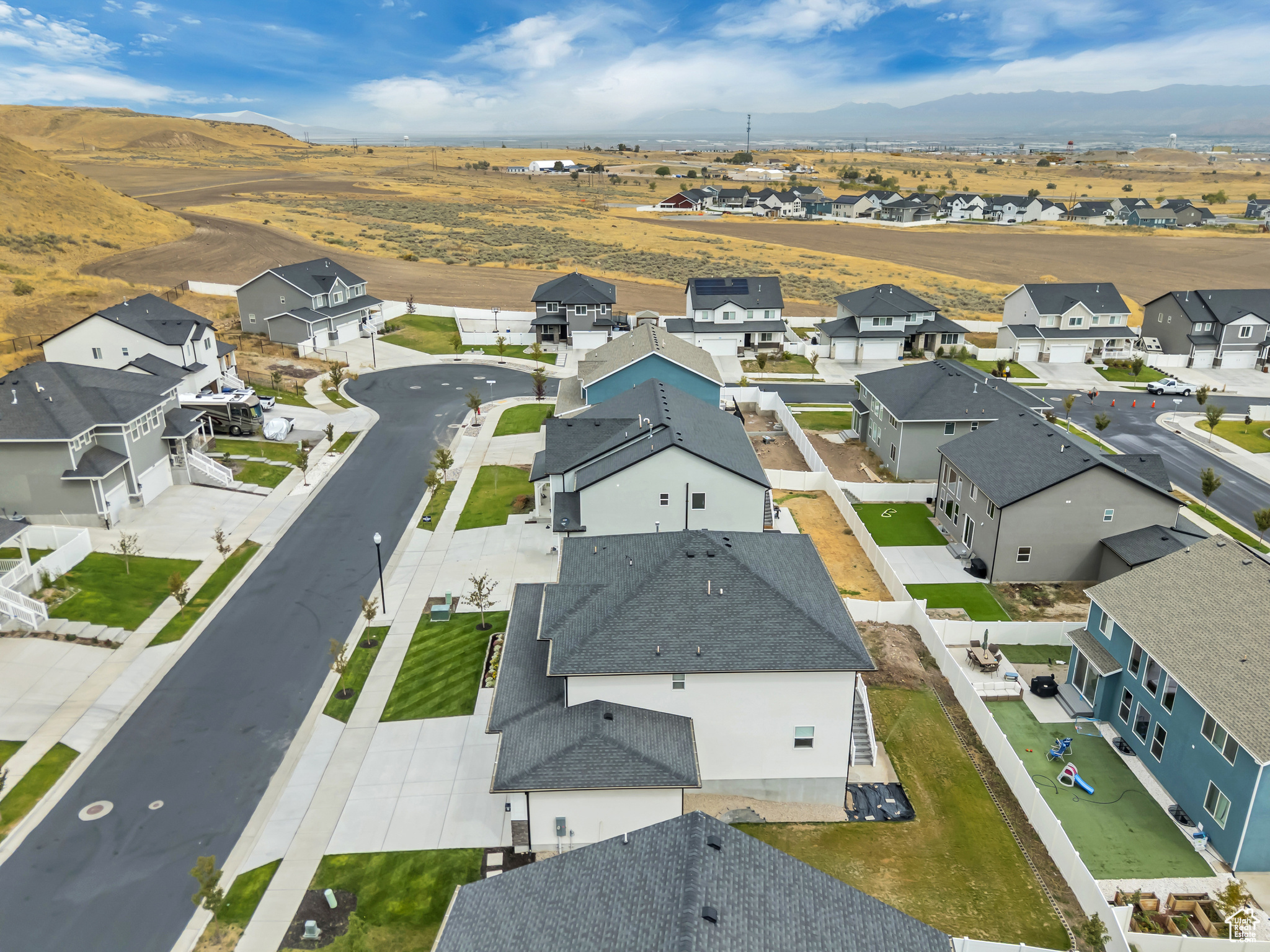 SUNSET HILLS - Residential