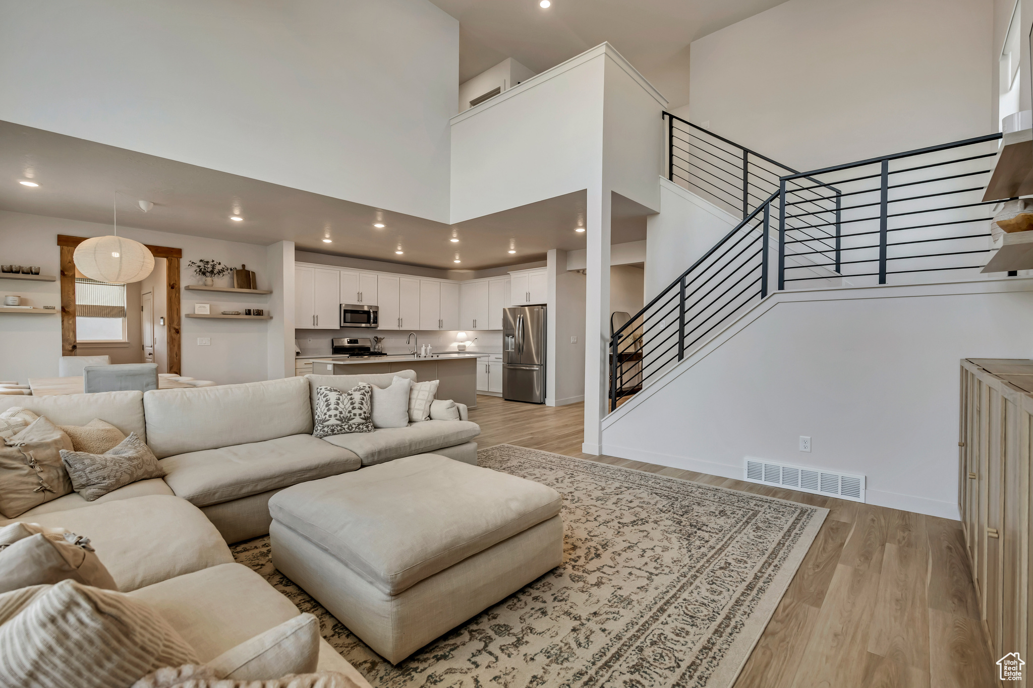 SUNSET HILLS - Residential