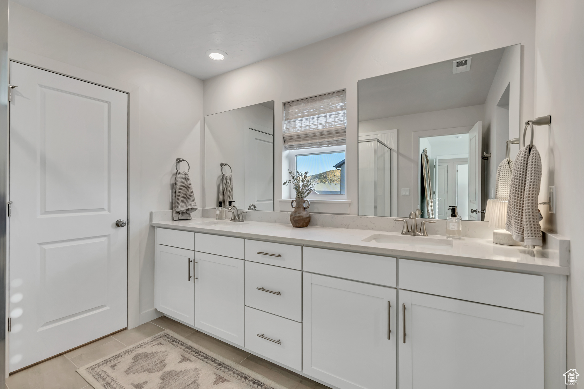 SUNSET HILLS - Residential