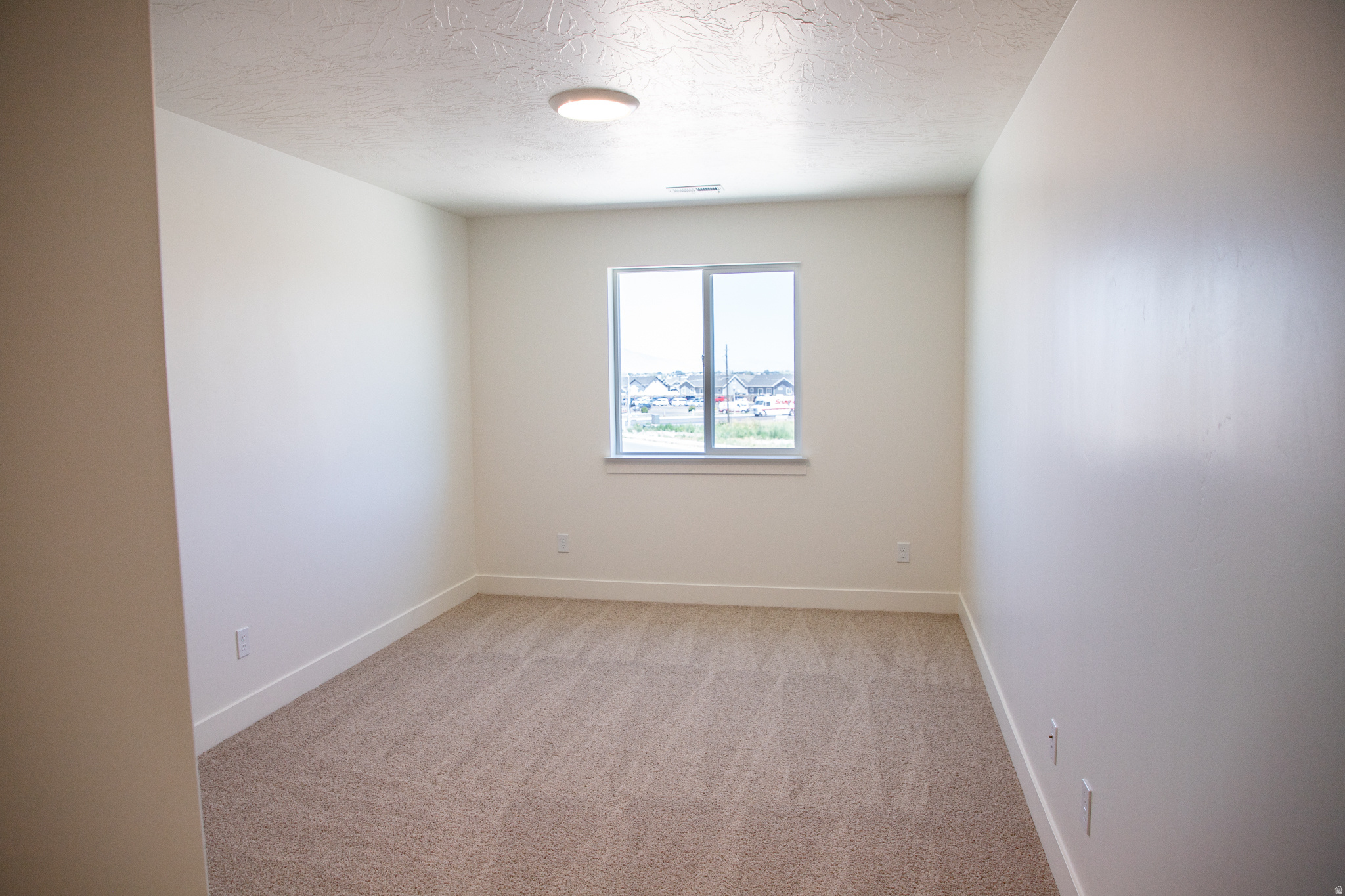 SALEM FIELDS - Residential