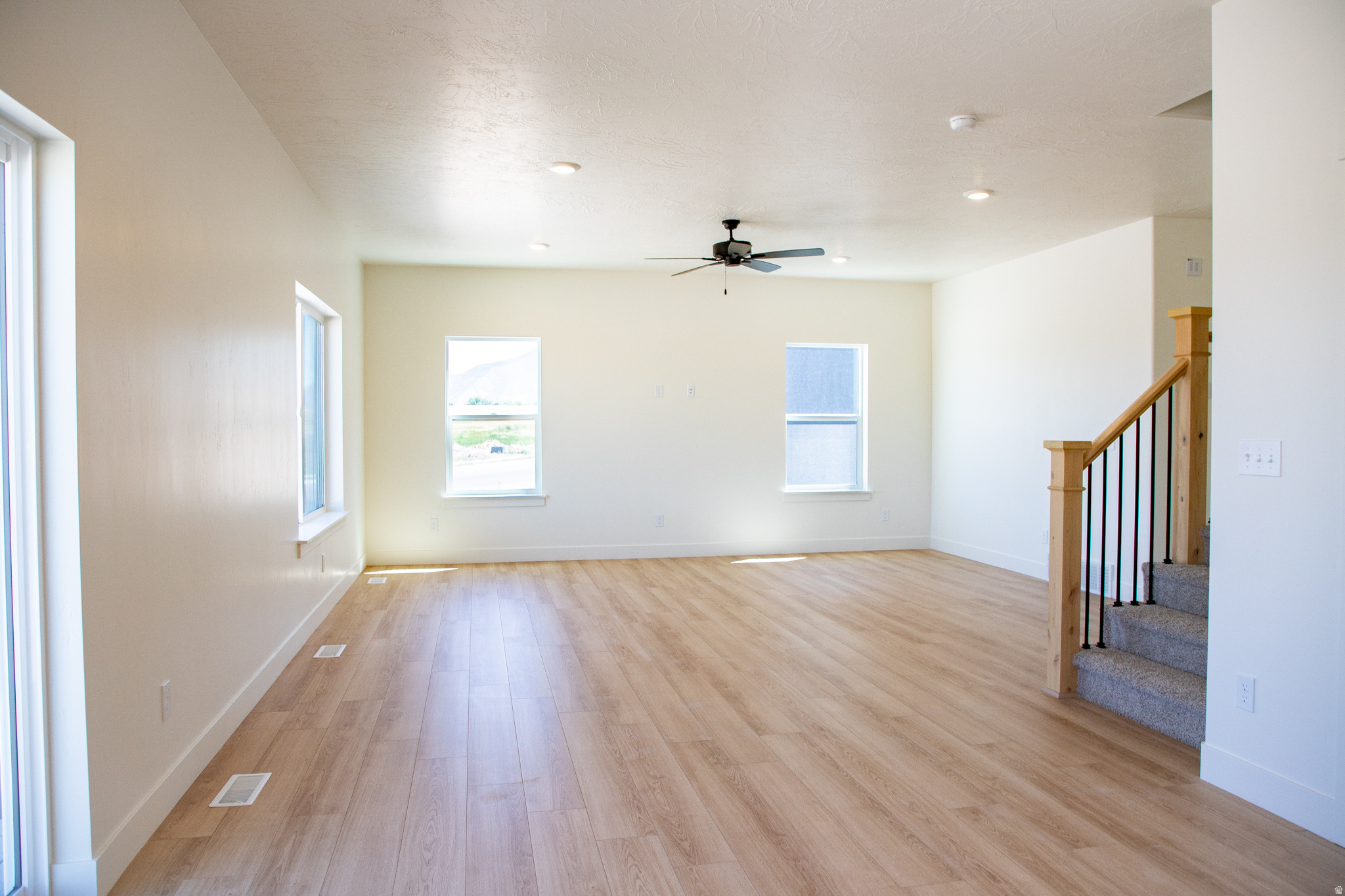 SALEM FIELDS - Residential