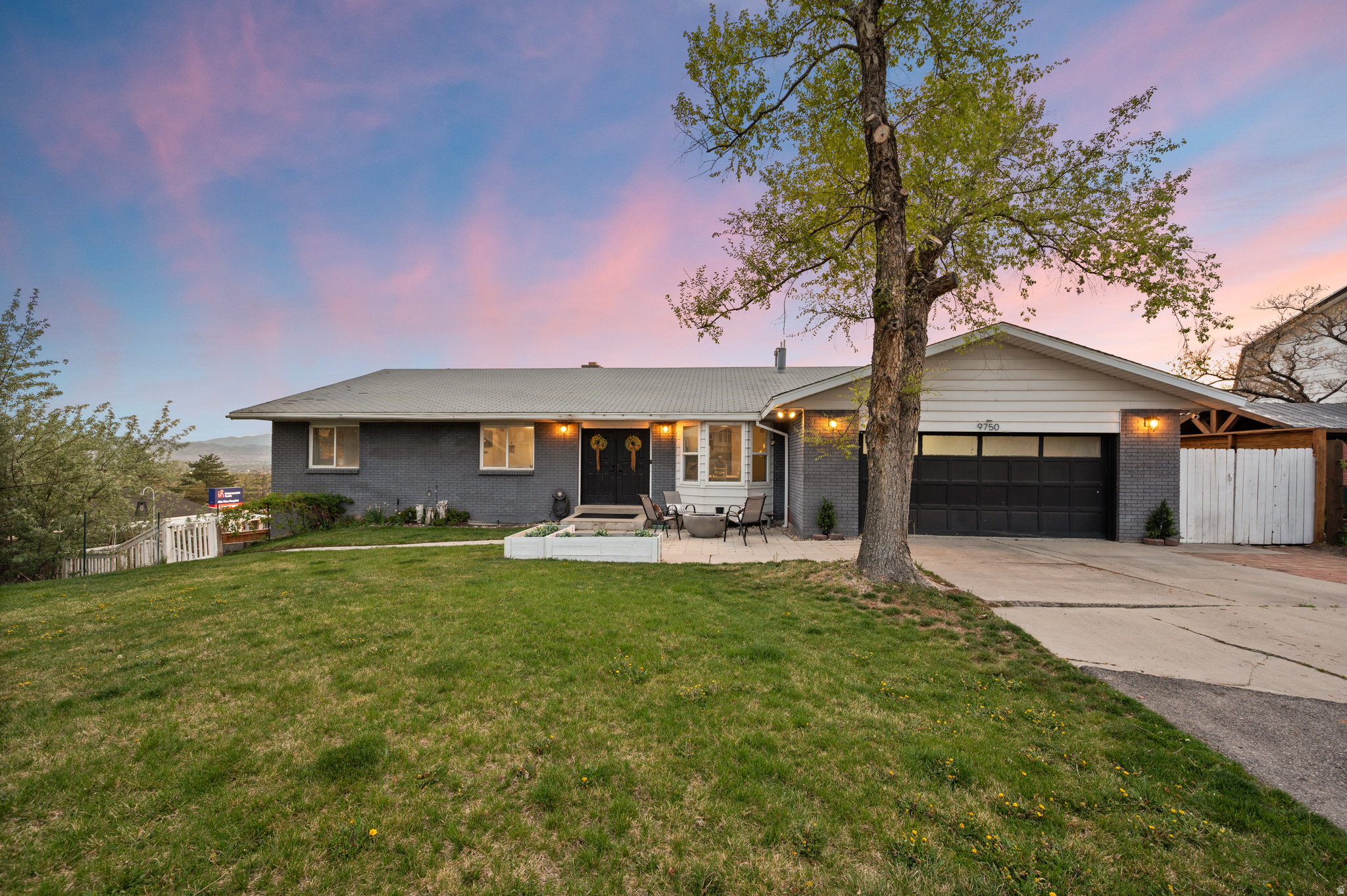 WHITE CITY - Residential