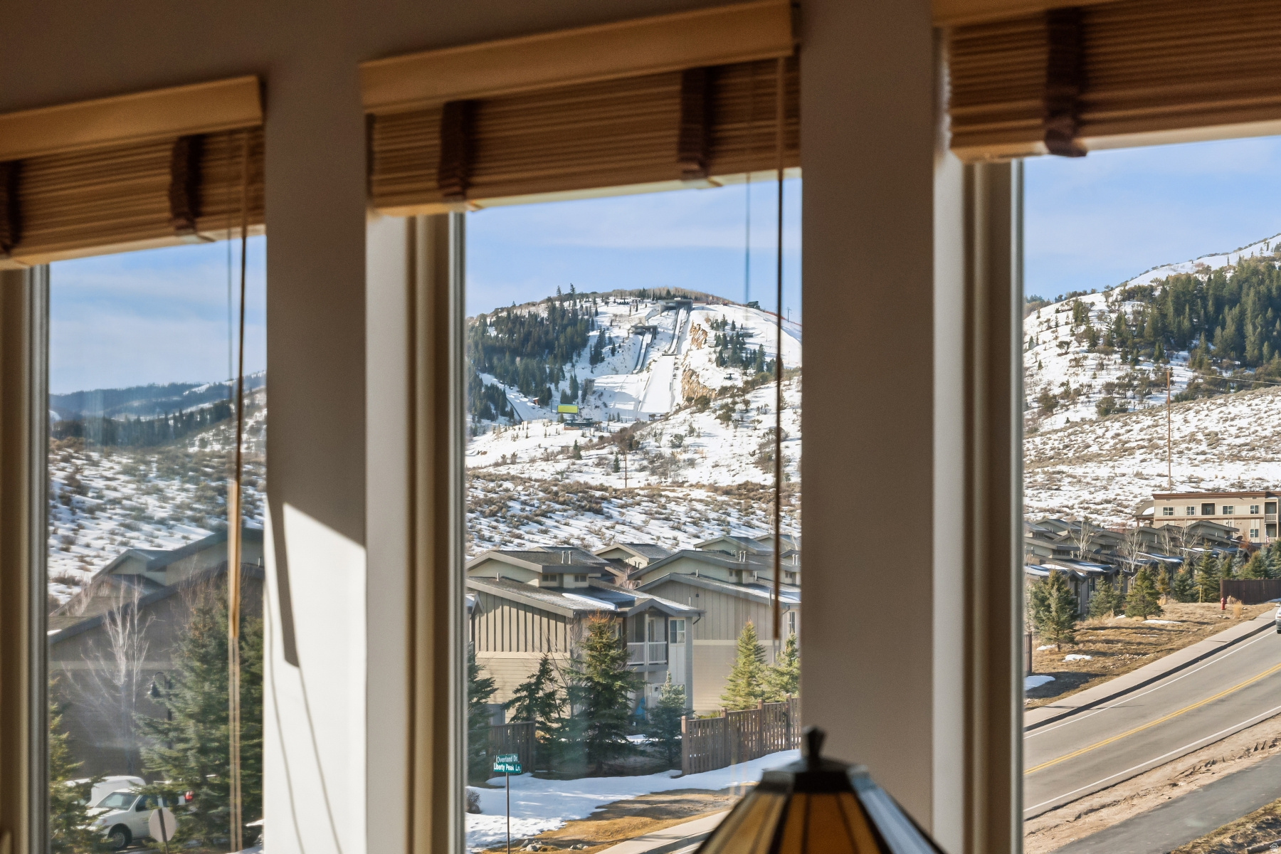 CRESTVIEW CONDOMINIUMS PHASE II - Residential Lease