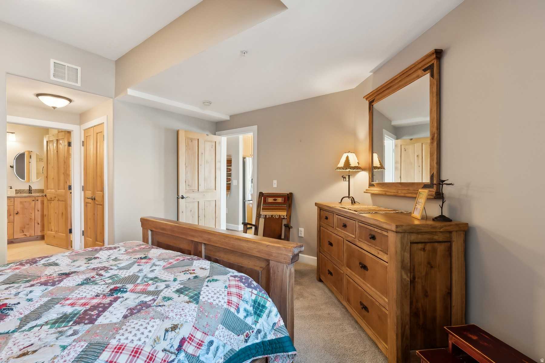 CRESTVIEW CONDOMINIUMS PHASE II - Residential Lease