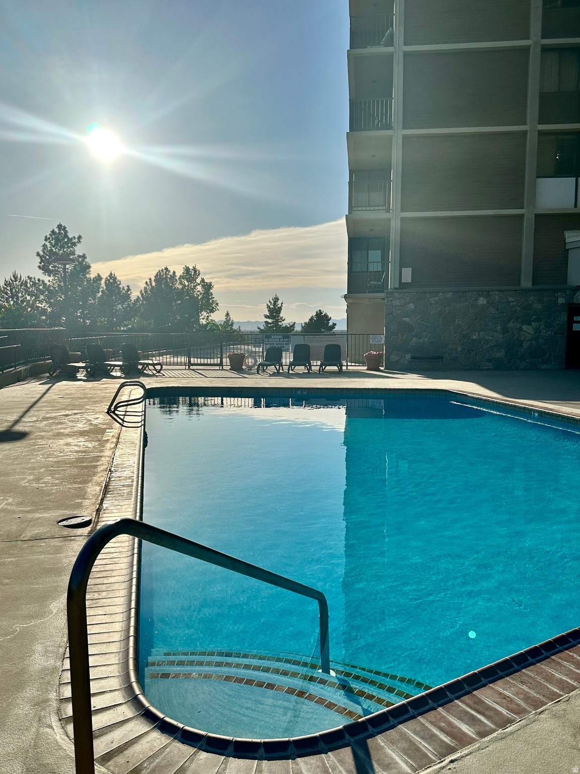 ZION SUMMIT - Residential