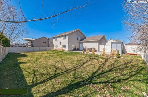 Tiny photo for 671 W 975 S, Lehi, UT 84043 (MLS # 2118301)
