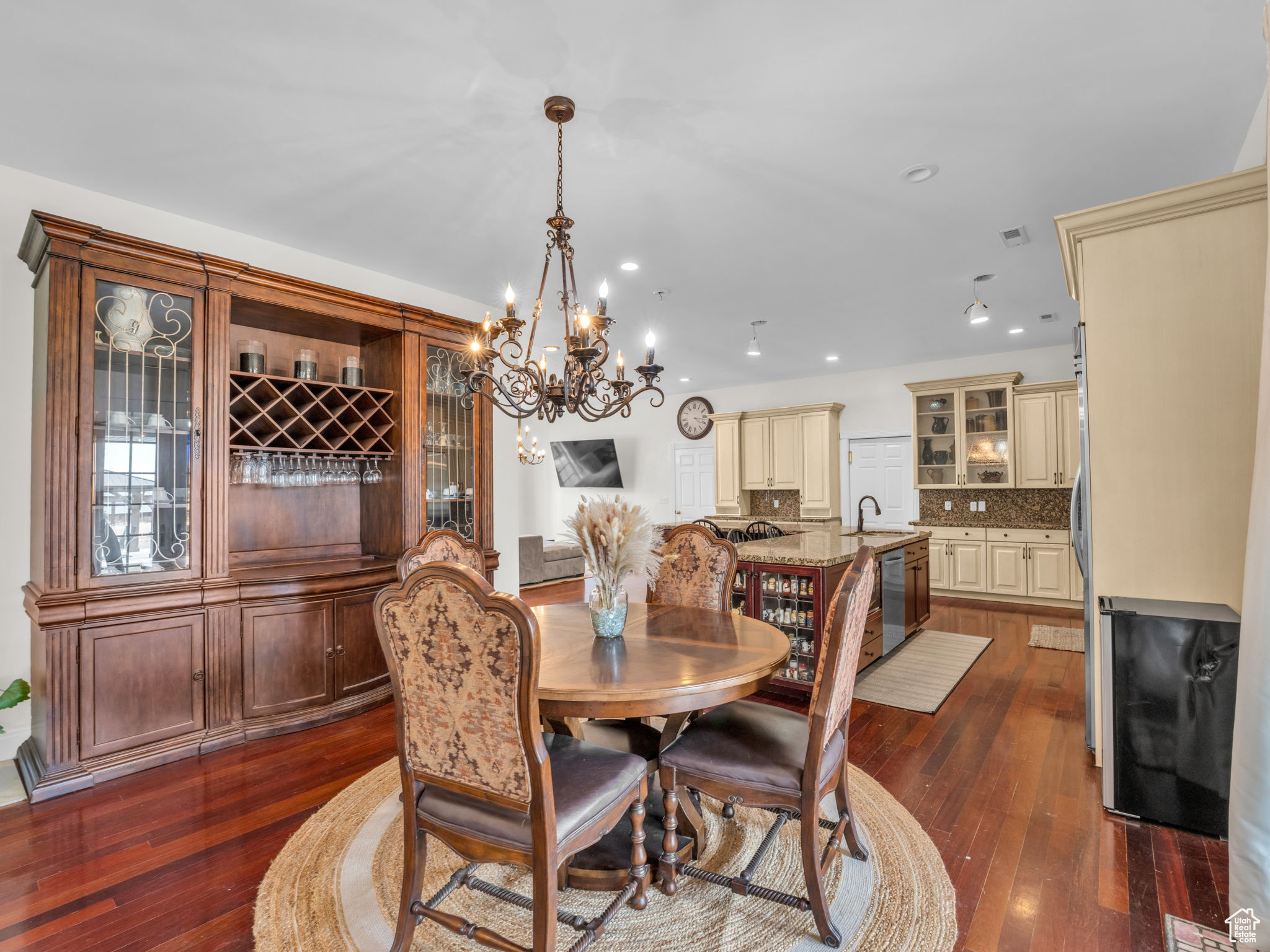 KANOSH TOWN SURVEY - Residential