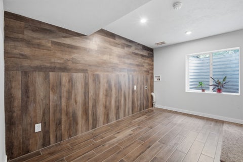 Tiny photo for 1071 S 55 W, Farmington, UT 84025 (MLS # 2186976)