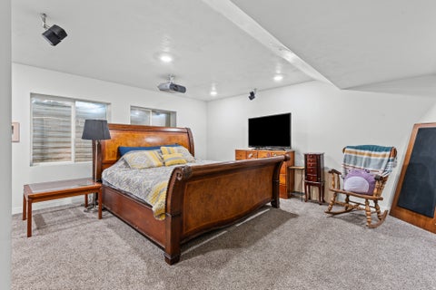 Tiny photo for 1071 S 55 W, Farmington, UT 84025 (MLS # 2186976)