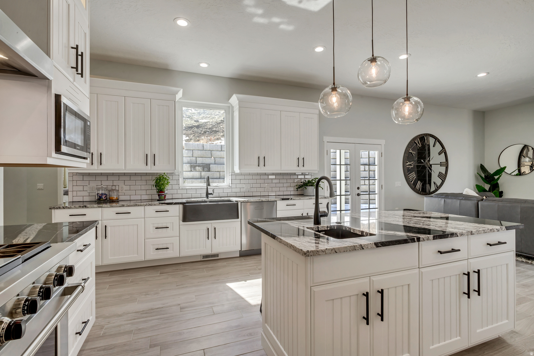 OAKRIDGE COVE - Residential