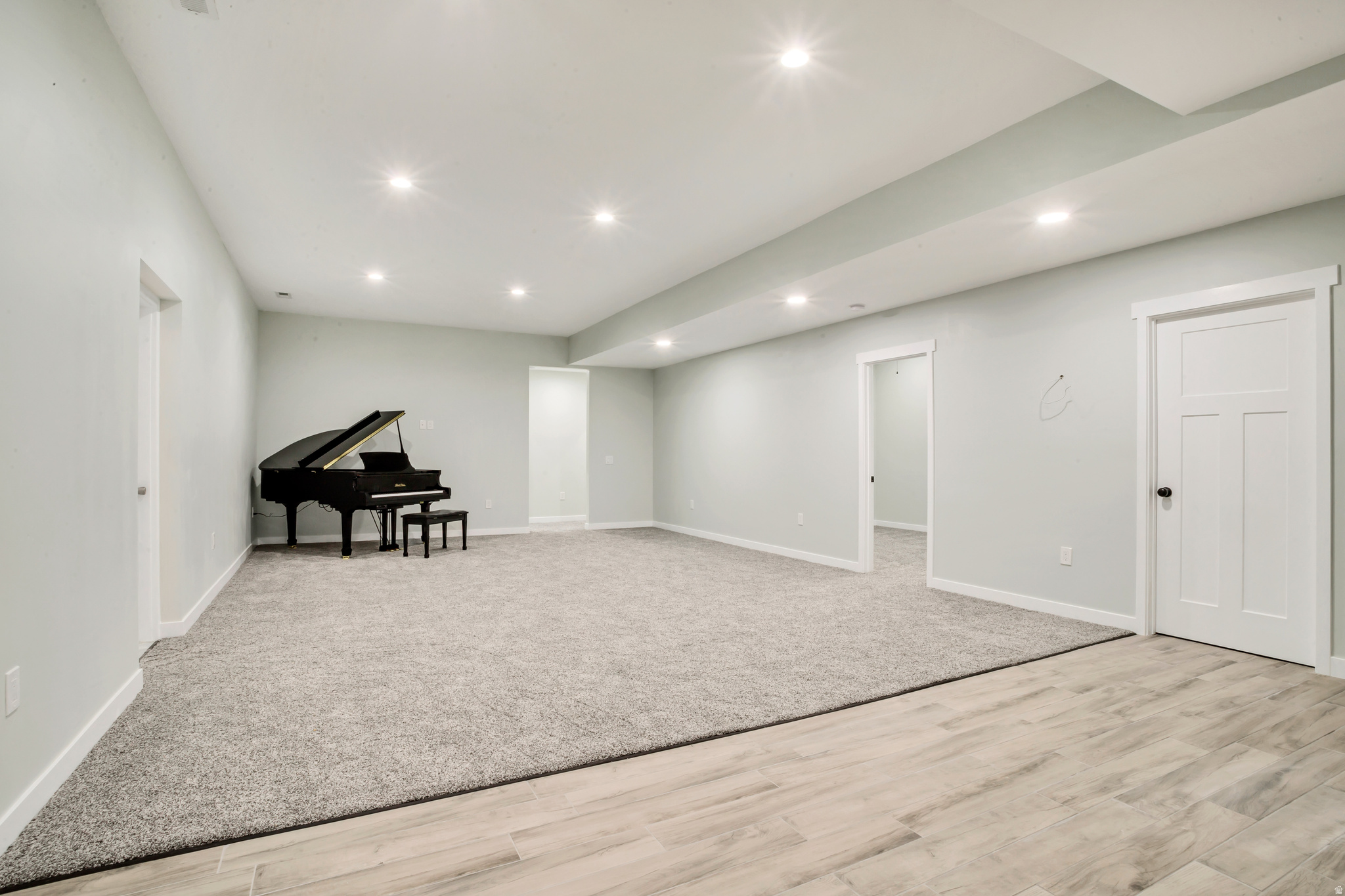 OAKRIDGE COVE - Residential