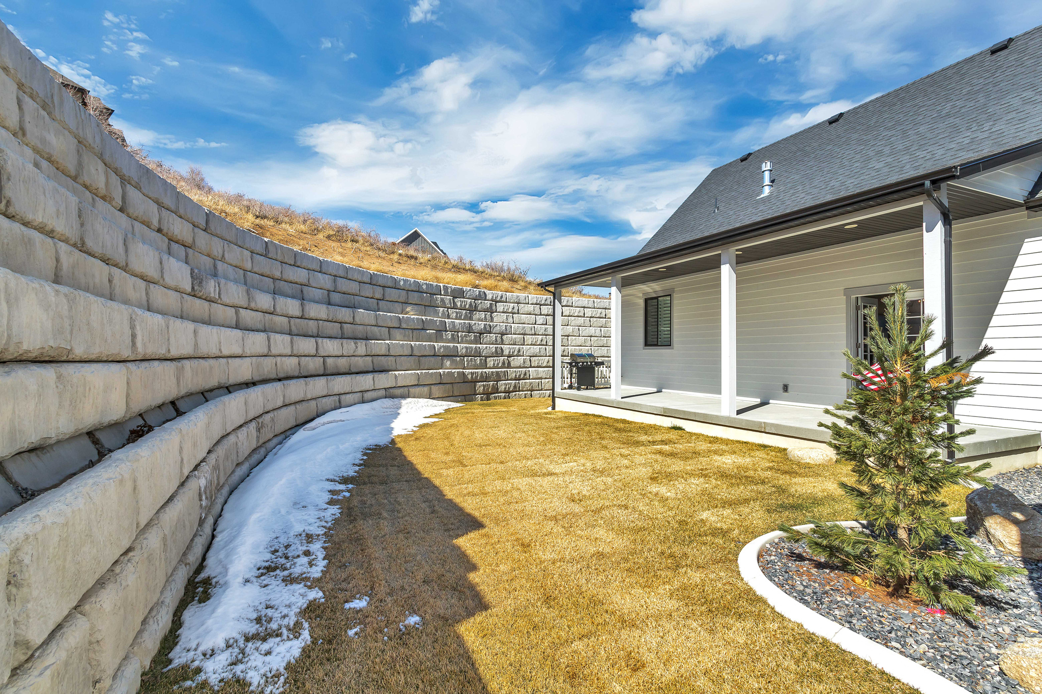 OAKRIDGE COVE - Residential