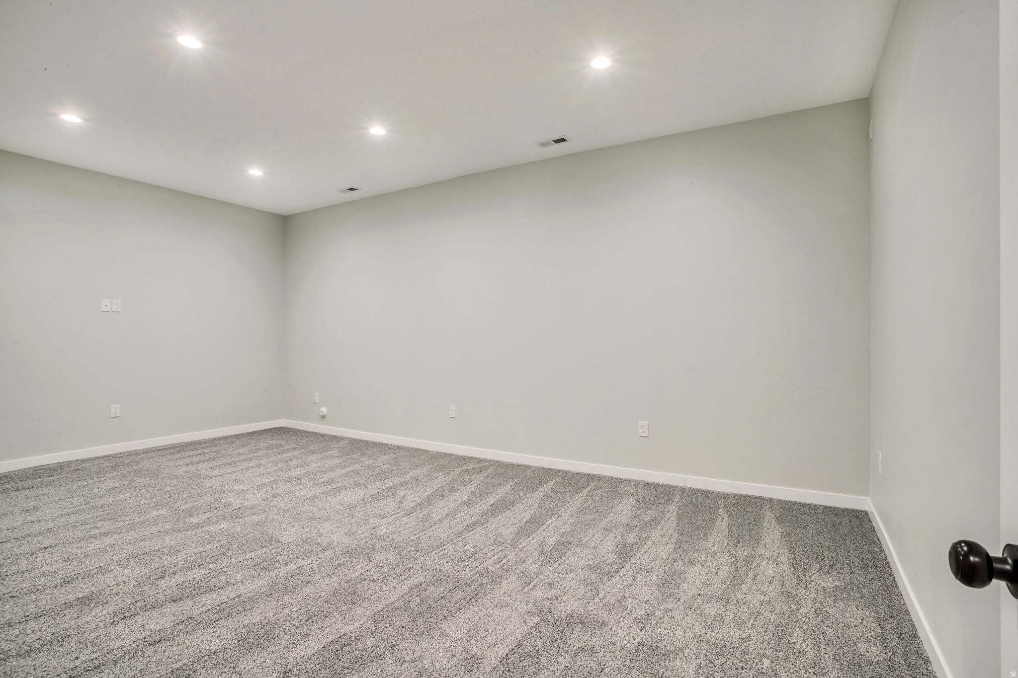 OAKRIDGE COVE - Residential