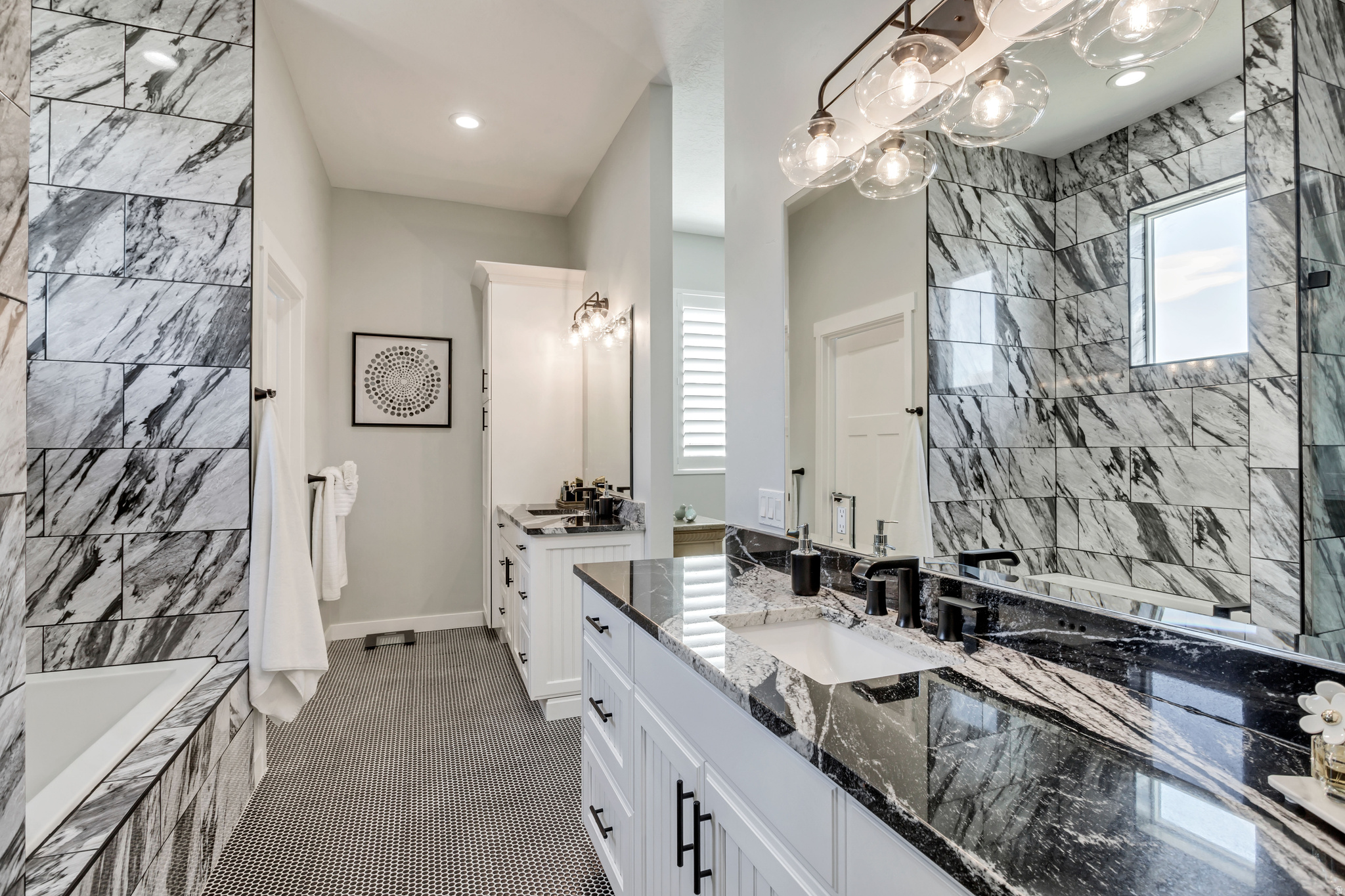 OAKRIDGE COVE - Residential