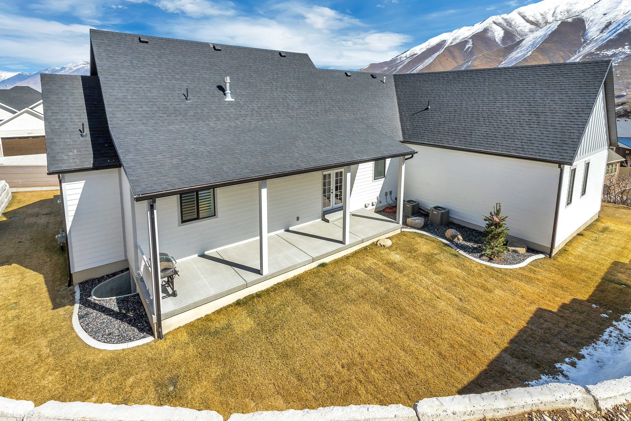 OAKRIDGE COVE - Residential