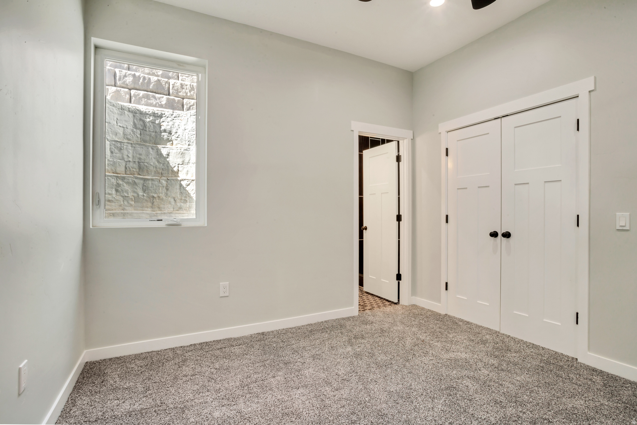 OAKRIDGE COVE - Residential