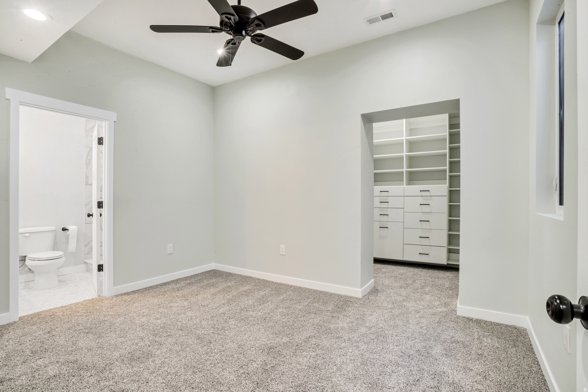 OAKRIDGE COVE - Residential