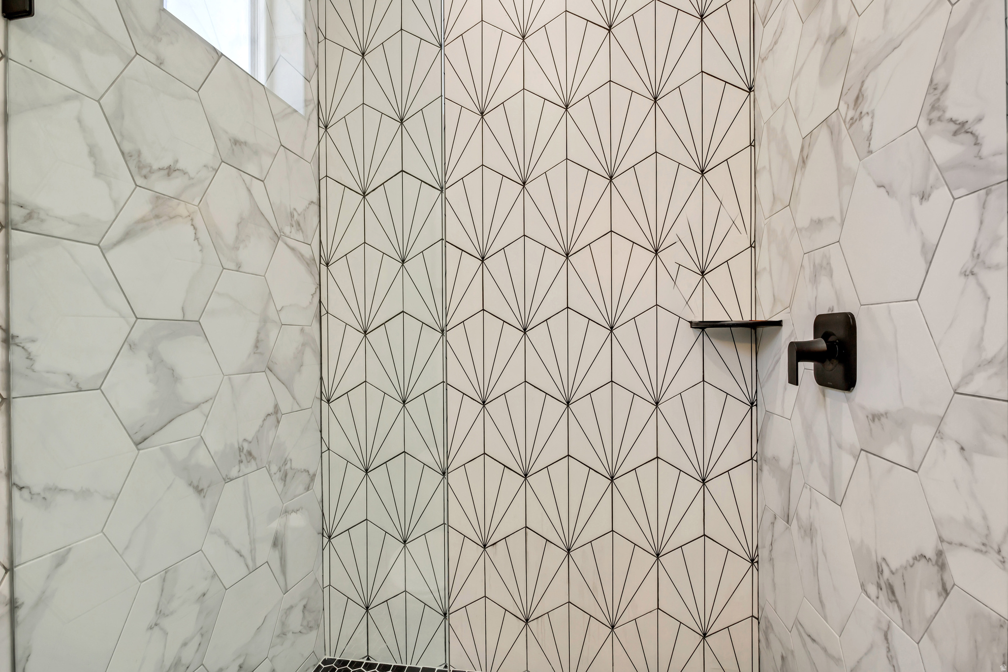 OAKRIDGE COVE - Residential