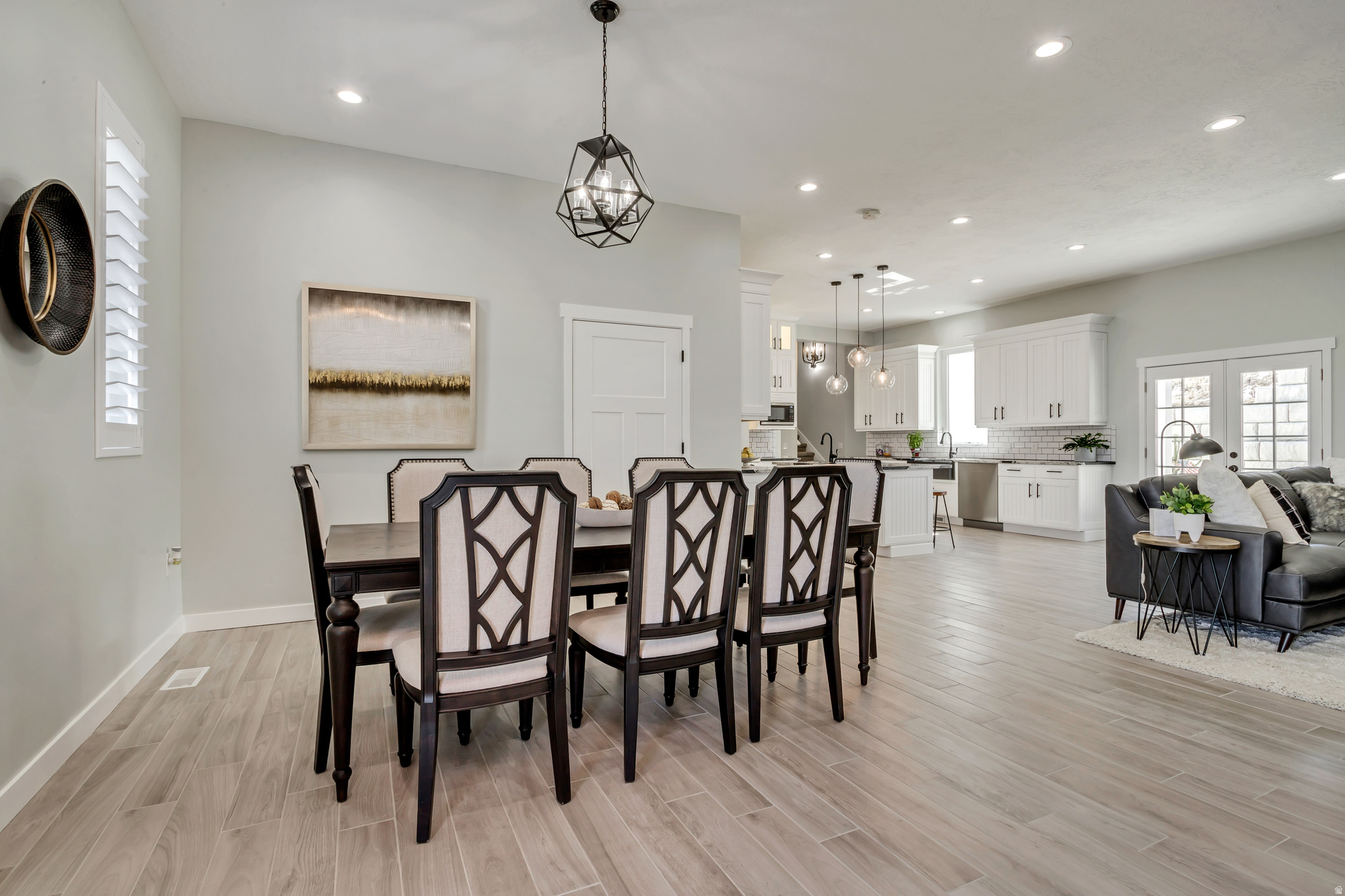 OAKRIDGE COVE - Residential