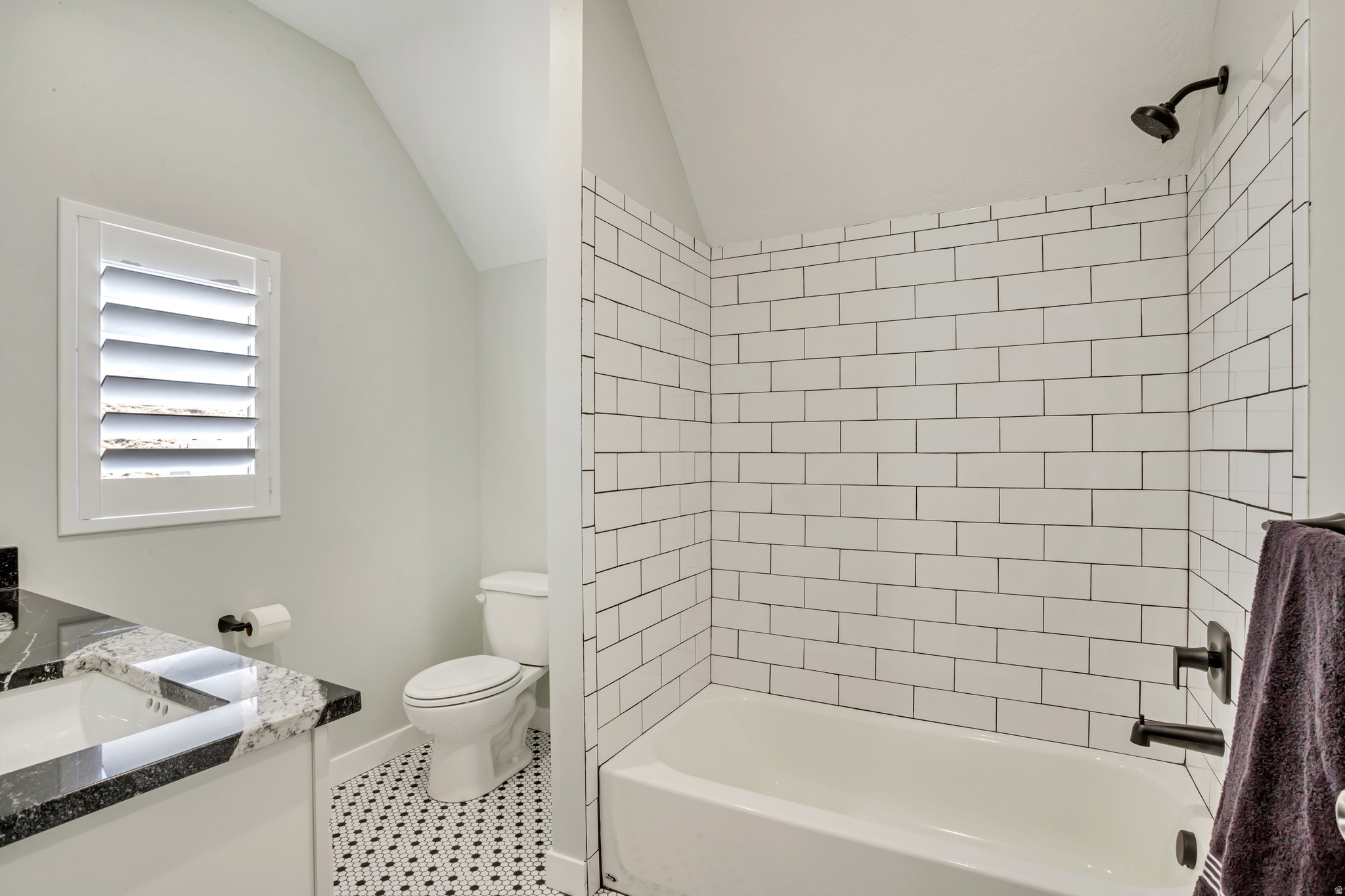 OAKRIDGE COVE - Residential