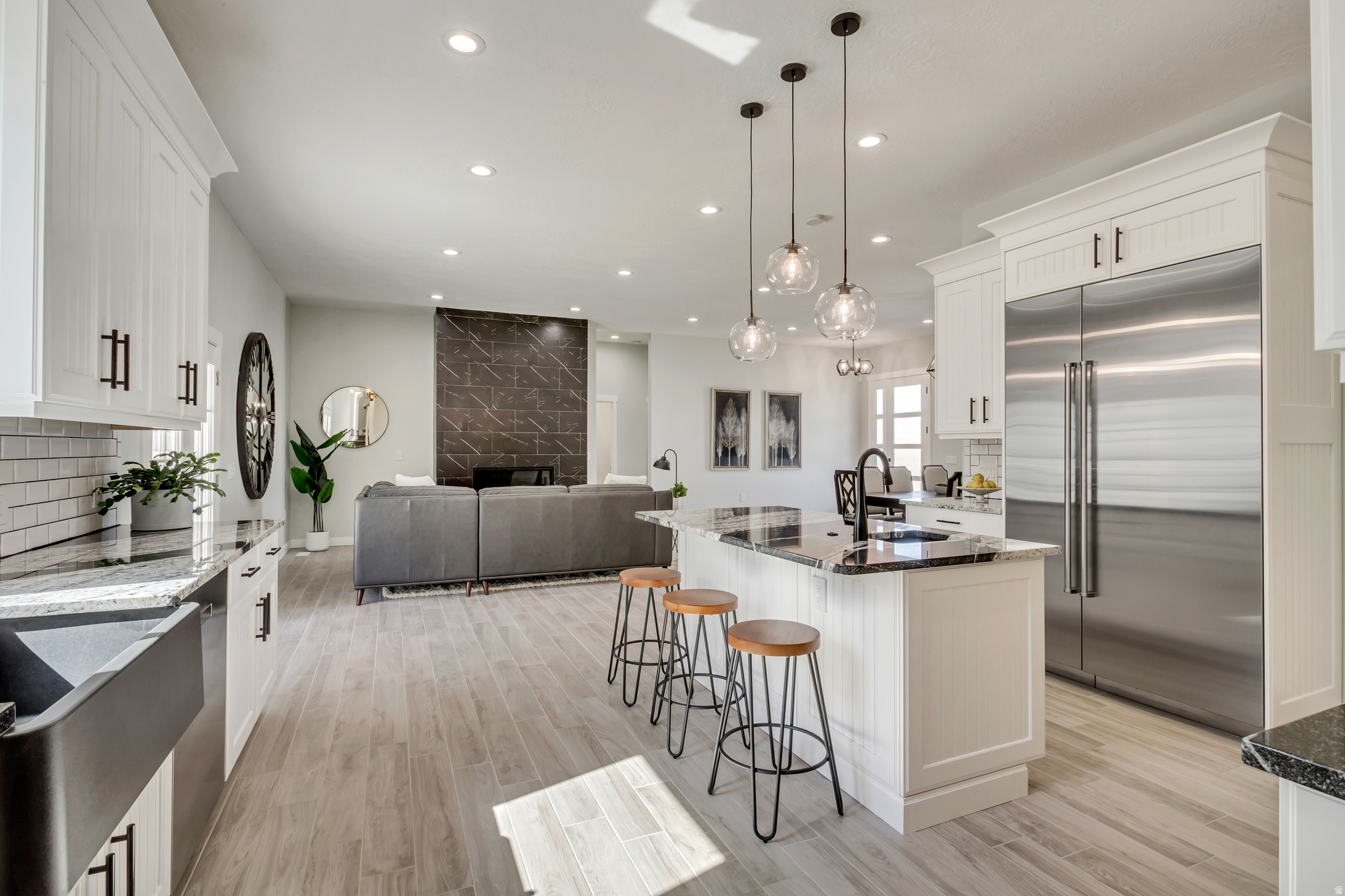 OAKRIDGE COVE - Residential