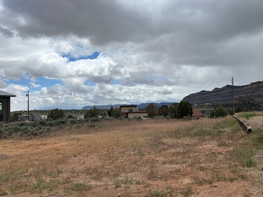 705 500 S 141, ESCALANTE, UT 84726 - Image f92fa091ea1364b2b7f41564fa2ebab8/3048222310