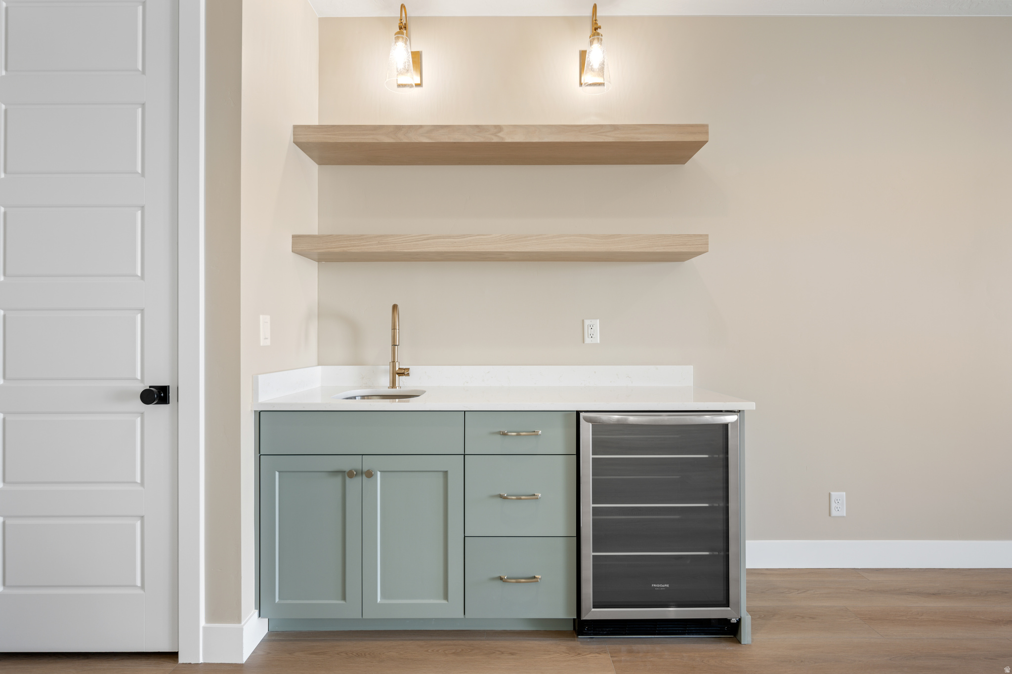 DESERT COLOR RESORT 4B & 6 (SG) - Residential