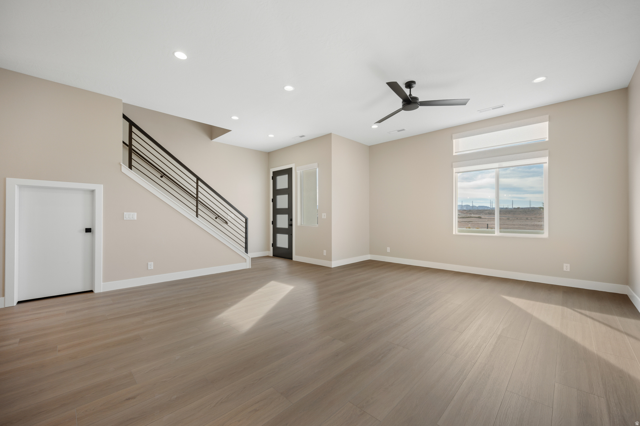 DESERT COLOR RESORT 4B & 6 (SG) - Residential