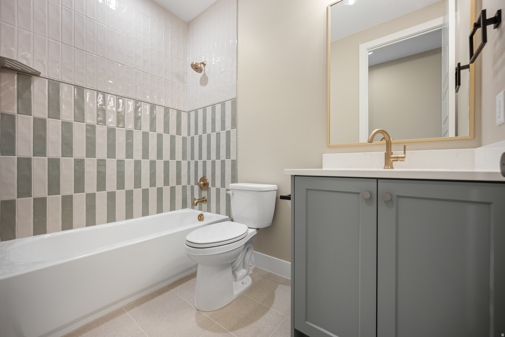 DESERT COLOR RESORT 4B & 6 (SG) - Residential