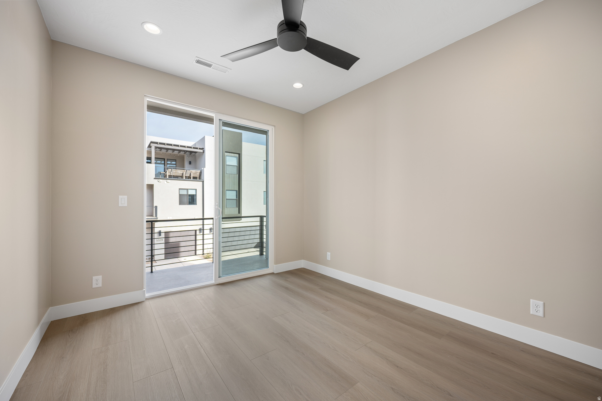 DESERT COLOR RESORT 4B & 6 (SG) - Residential