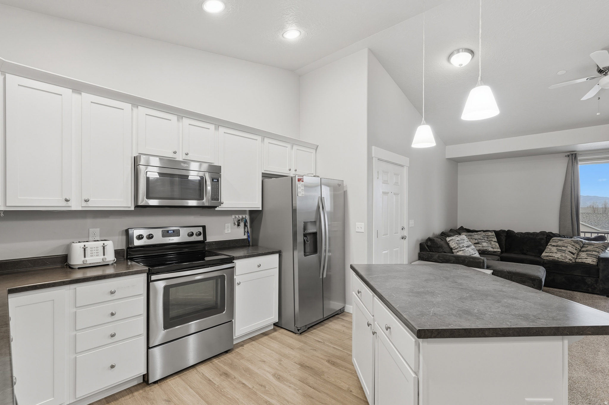 PINEAE VILLAGE - Residential