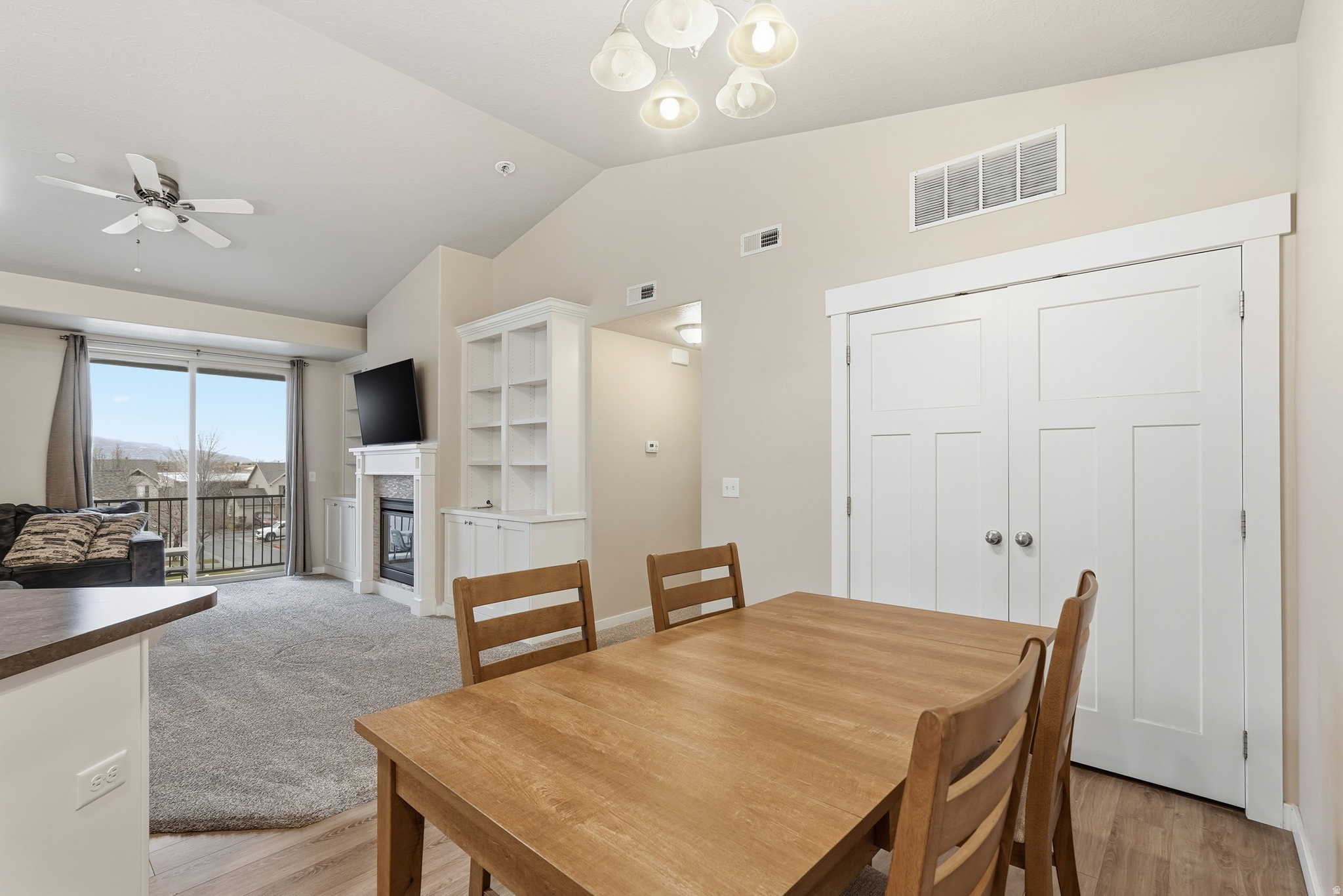 PINEAE VILLAGE - Residential