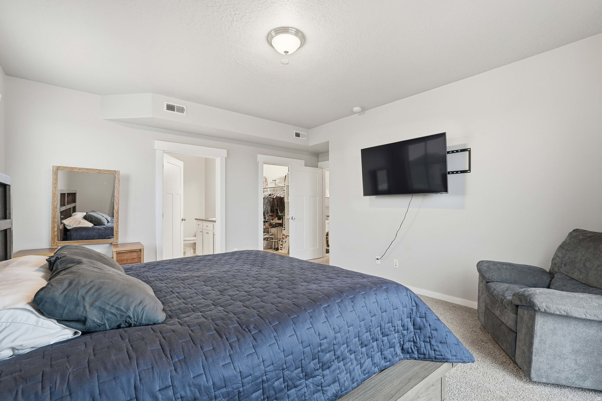 PINEAE VILLAGE - Residential