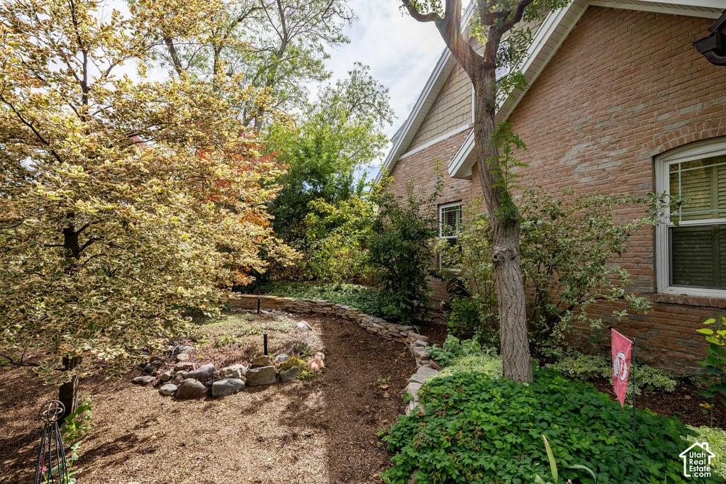 Photo of 2208 E KELLER LN S, Salt Lake City, UT 84109 (MLS # 2191159)