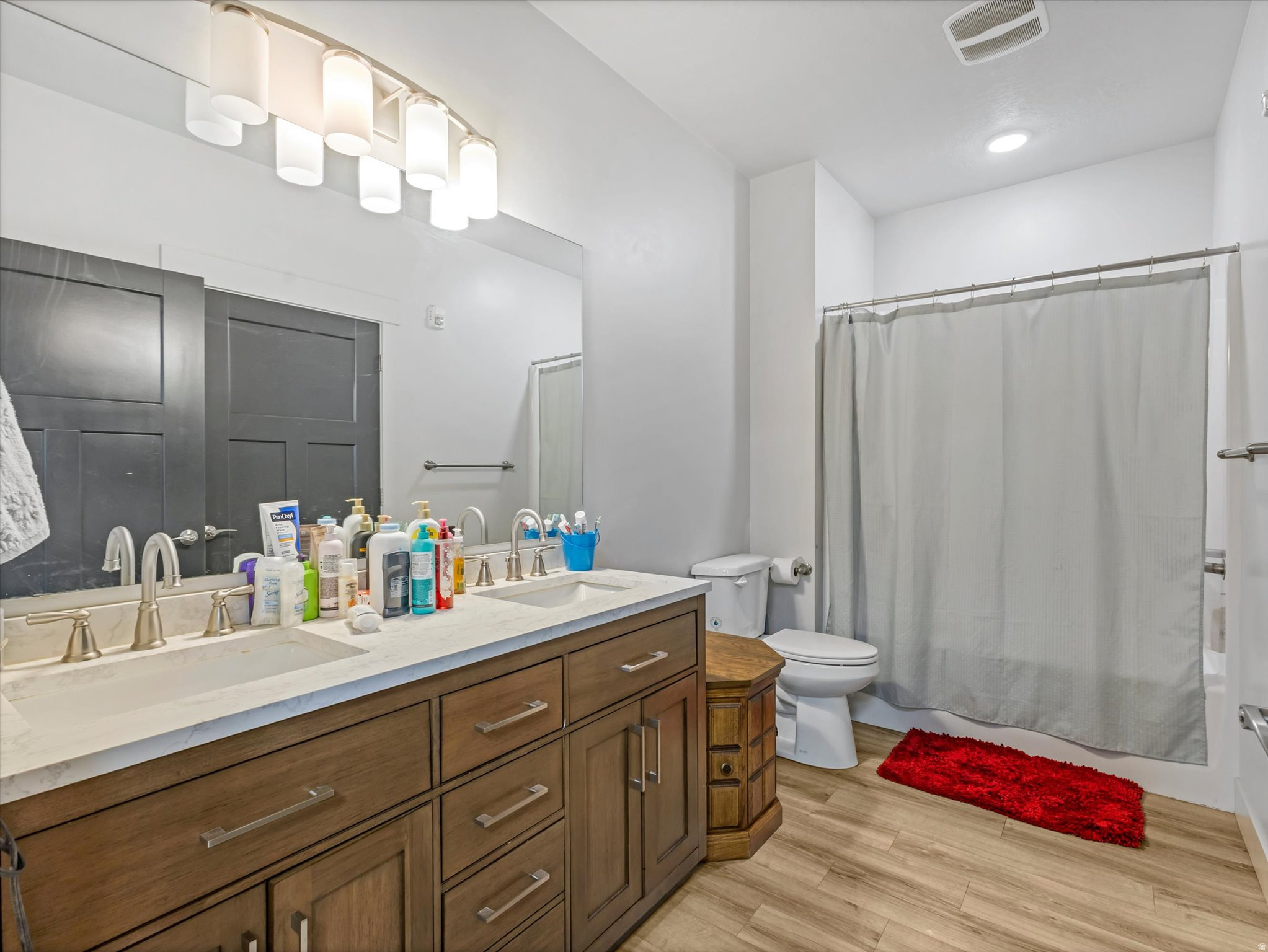 LOFTS AT DEER HAVEN - Residential