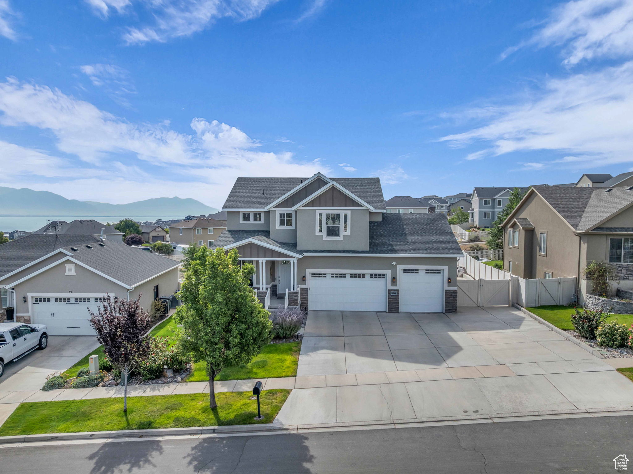 THE VILLAGE OF FOX HOLLOW - Residential