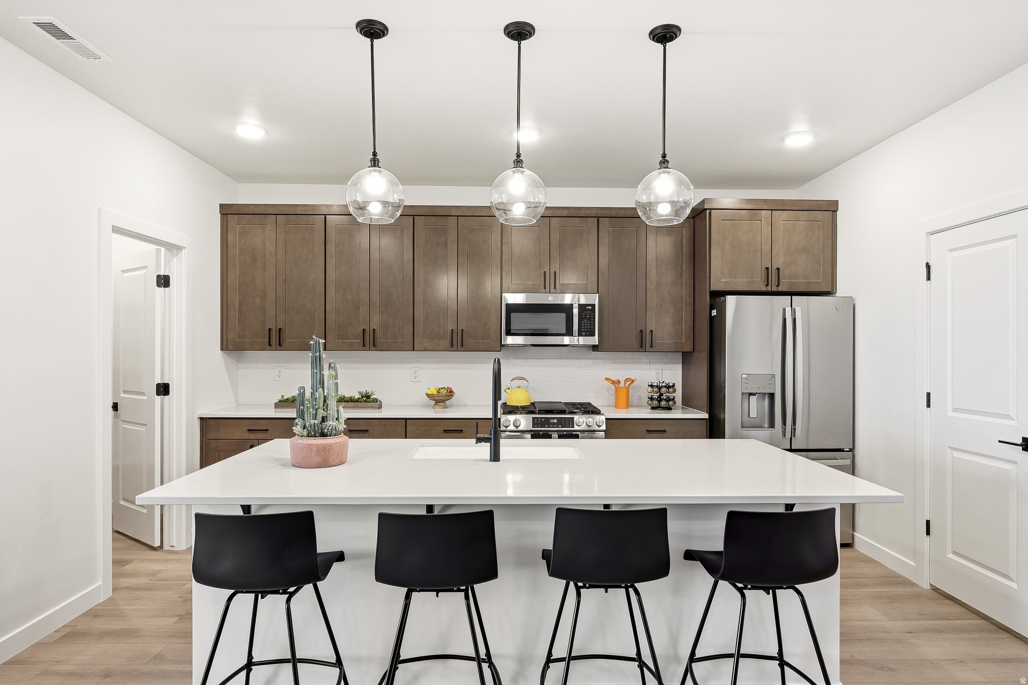 SKY VIEW ESTATES - Residential Income