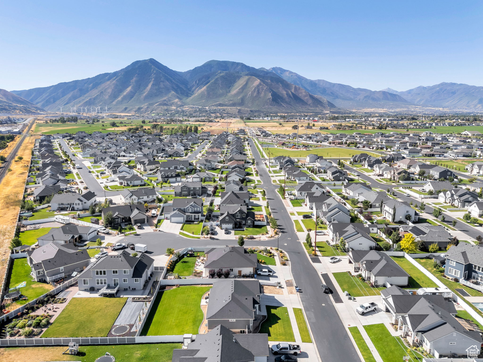 MAPLE MOUNTAIN ESTATES - Residential