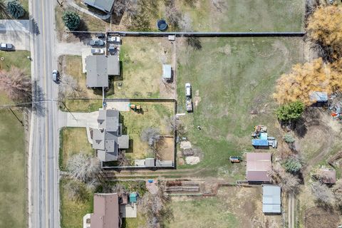 Tiny photo for 385 N 300 E, Providence, UT 84332 (MLS # 2140163)