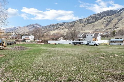 Tiny photo for 385 N 300 E, Providence, UT 84332 (MLS # 2140163)