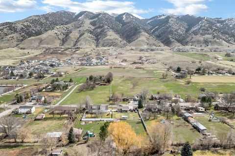 Tiny photo for 385 N 300 E, Providence, UT 84332 (MLS # 2140163)