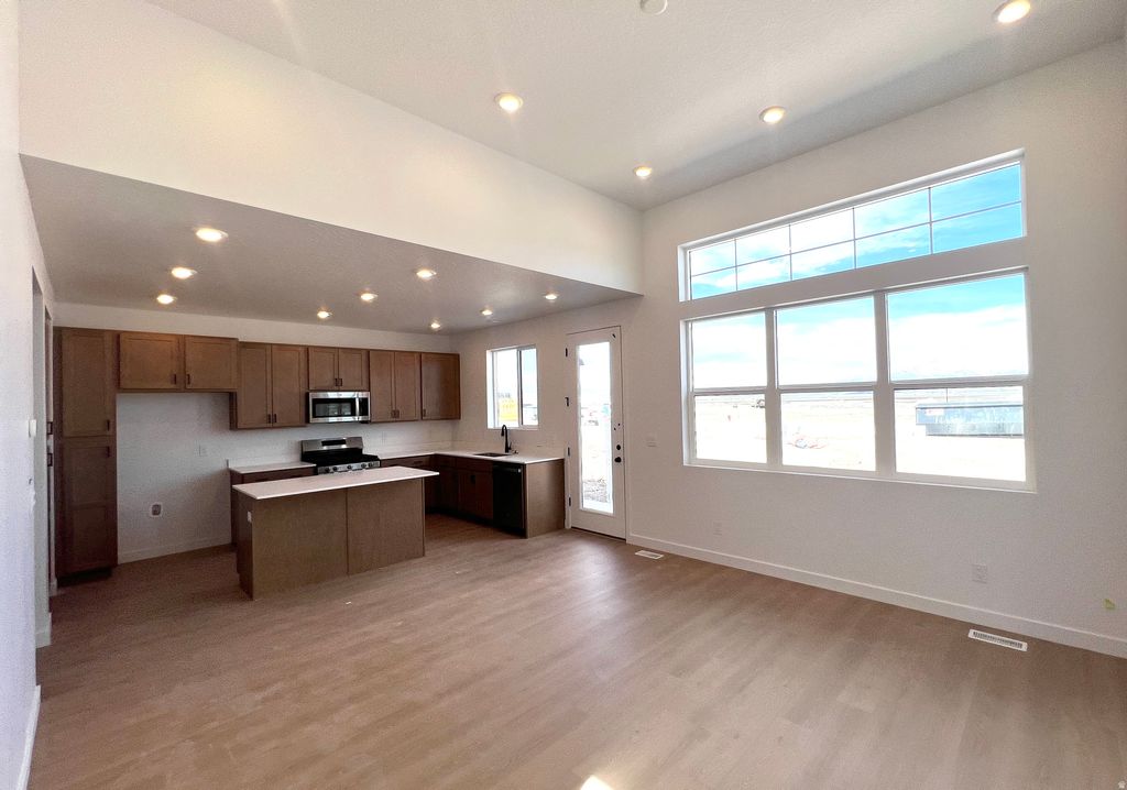 Photo of 3066 N SUMMERWOOD DR #810, Eagle Mountain, UT 84005 (MLS # 2148450)